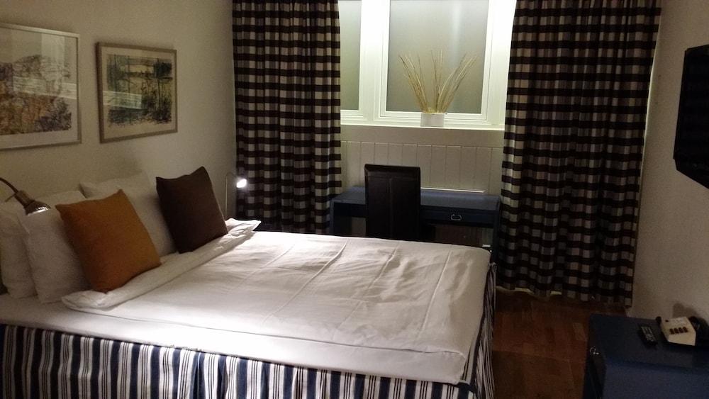 Bohusgården Hotell&Konferens Uddevalla Exterior foto