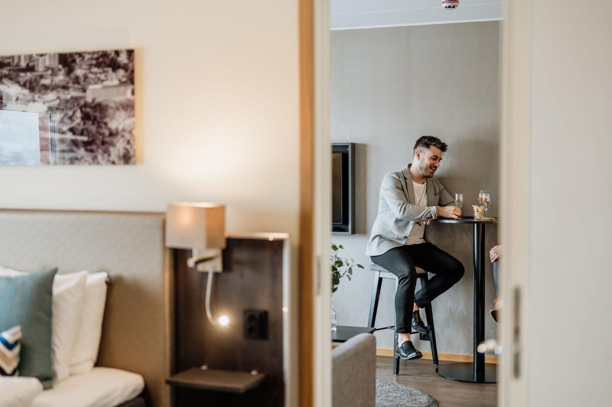 Bohusgården Hotell&Konferens Uddevalla Exterior foto