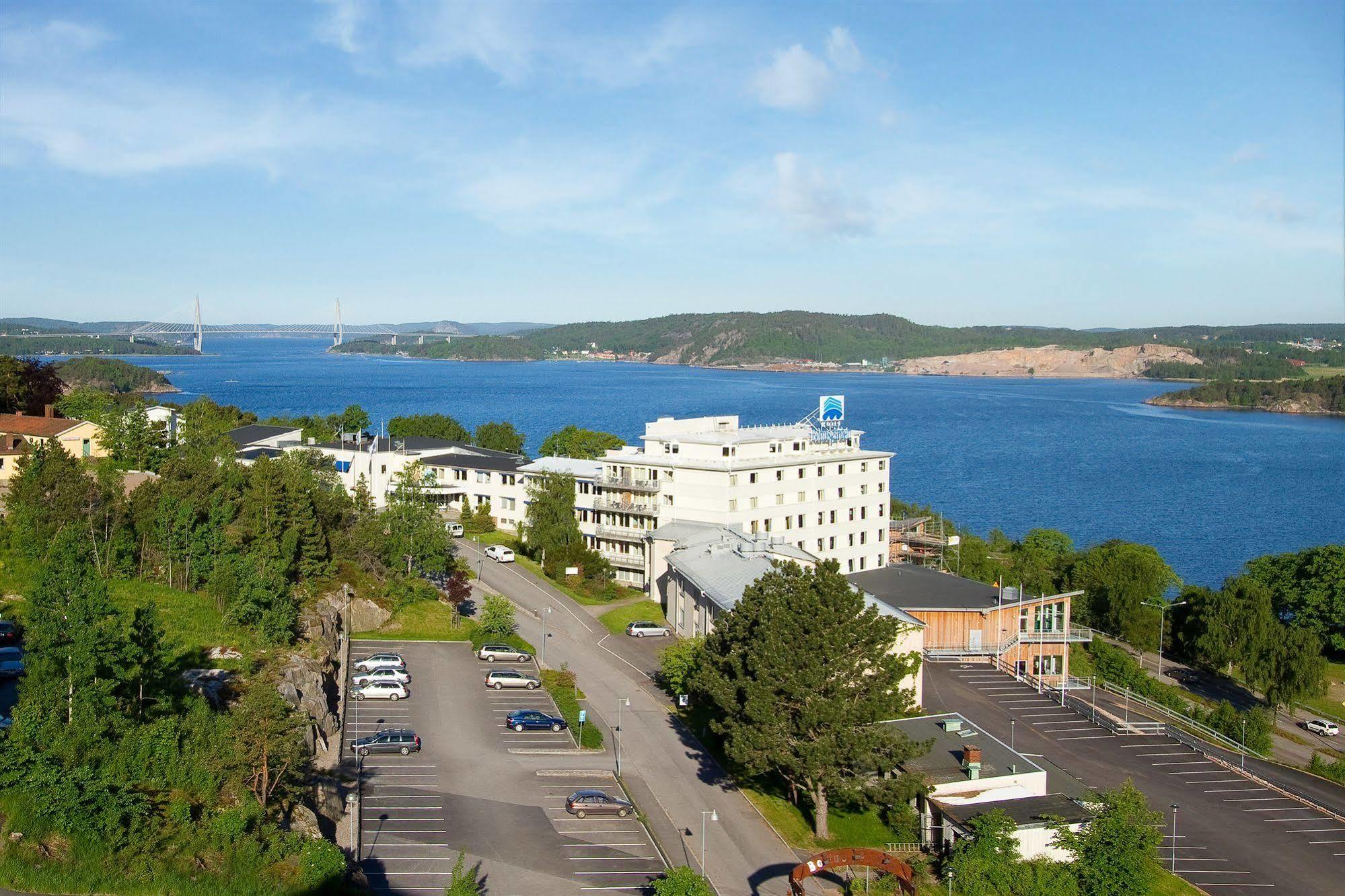 Bohusgården Hotell&Konferens Uddevalla Exterior foto